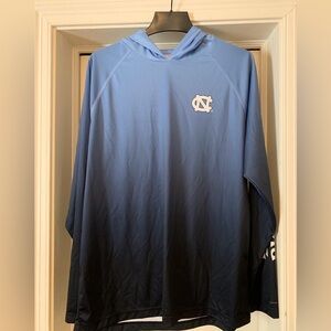 Columbia Sportswear Men's University of North Carolina Tackle Hoodie